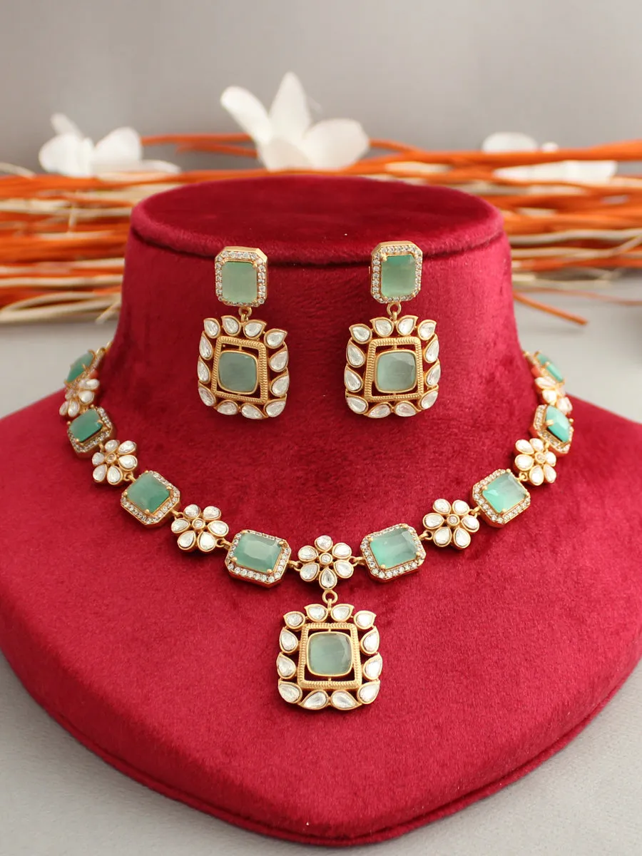 Amishi Necklace Set