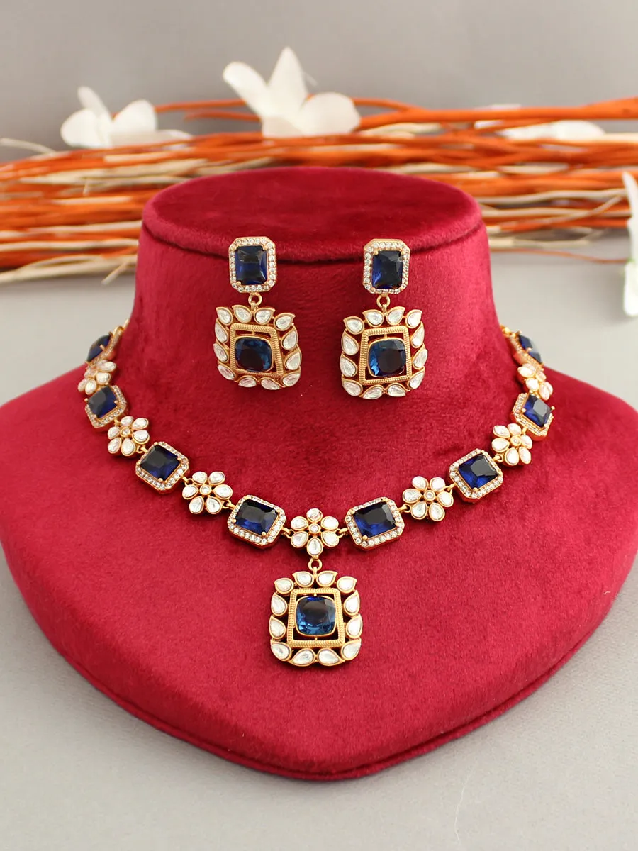 Amishi Necklace Set