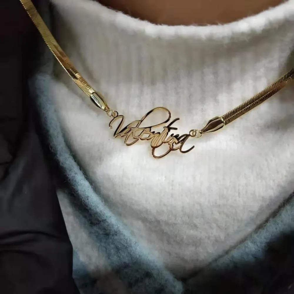 Eden Calligraphy Custom Name Necklace