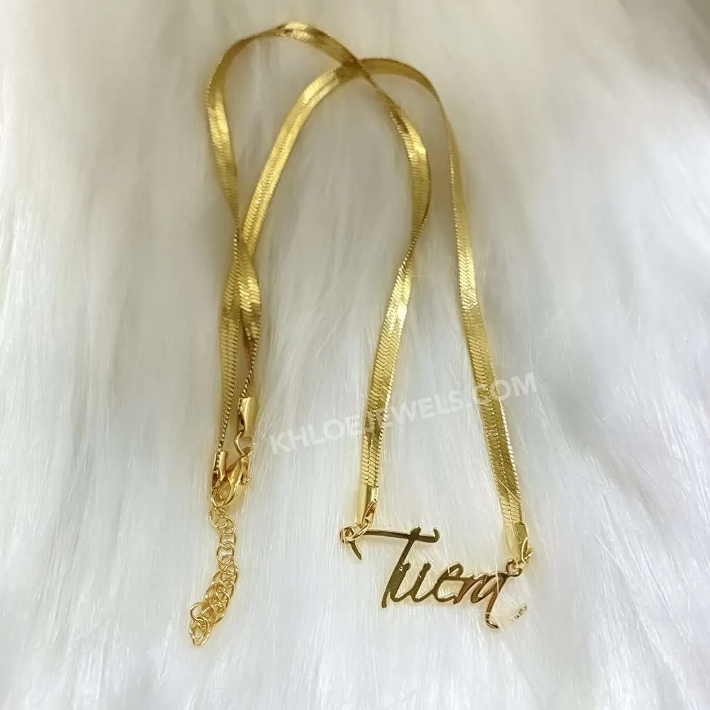 Eden Calligraphy Custom Name Necklace