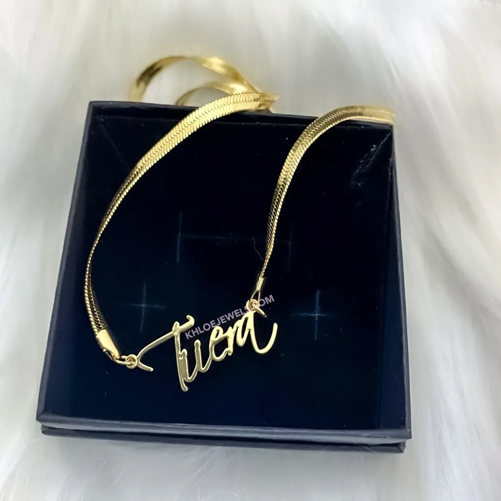 Eden Calligraphy Custom Name Necklace