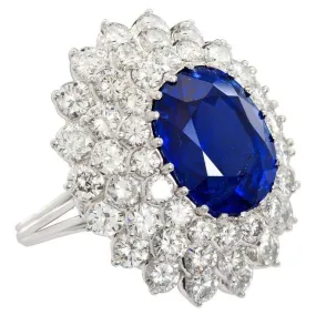 ELAINE Oval Sapphire Diamond Cluster Ring